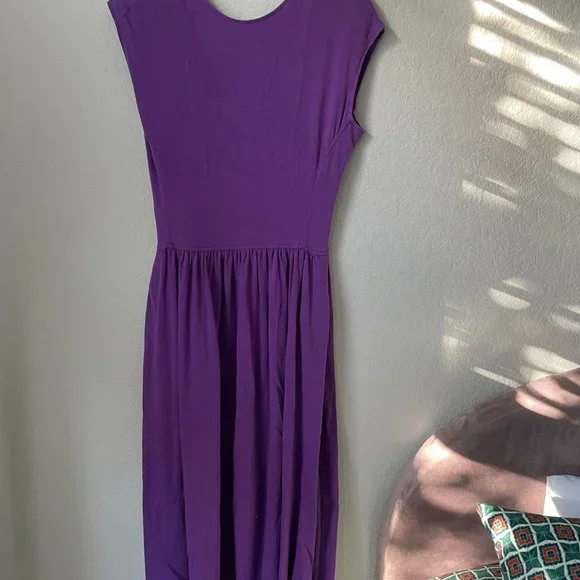 1980s Cap Sleeve Purple Plunge Open Back Dress with Pockets - Picture 3 of 10
